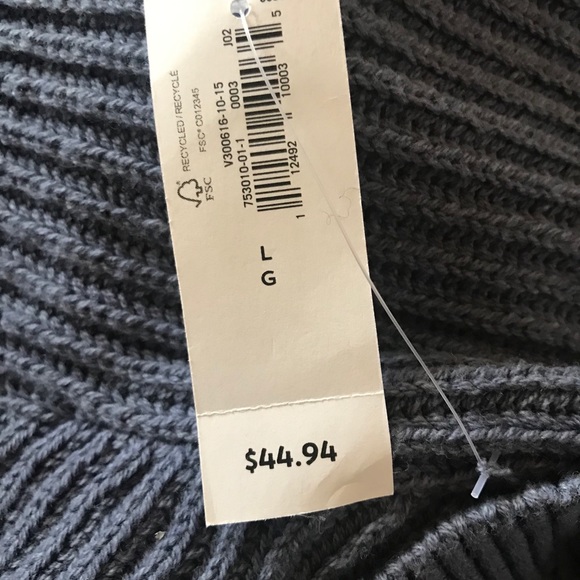 NWT Old Navy Sweater - Picture 13 of 15
